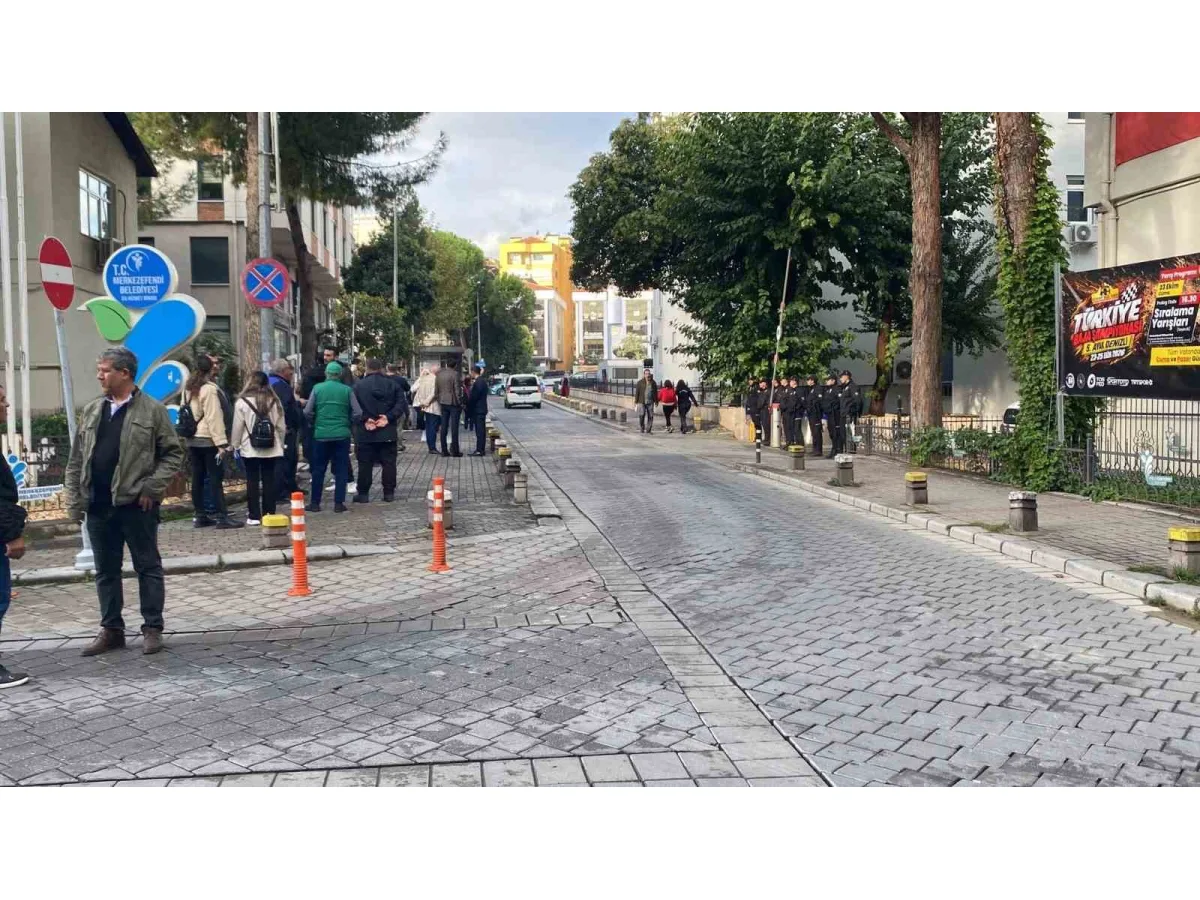 Merkezefendi Belediye Başkanı Doğan ve eşiyle birlikte 17 kişi adliyeye sevk edildi