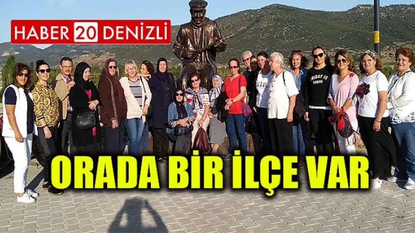 Orada Bir İlçe Var