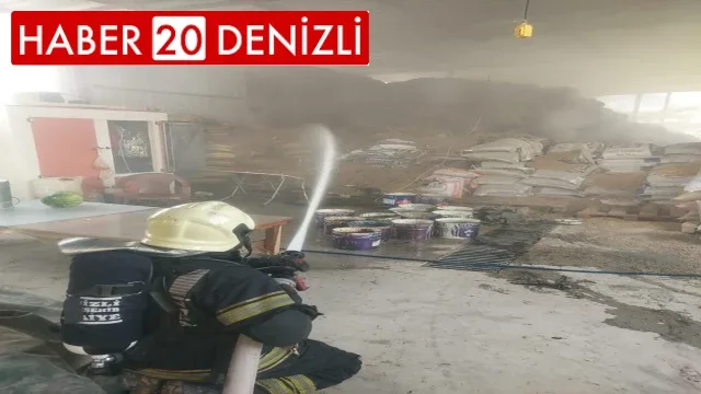 Alev alev yanan samanlıkta binlerce liralık zarar oluştu