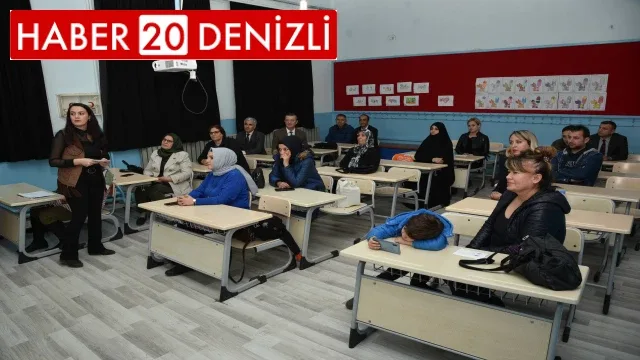 Denizli’de Aile Okulu Projesinde 10 Bin Aileye Eğitim Verildi