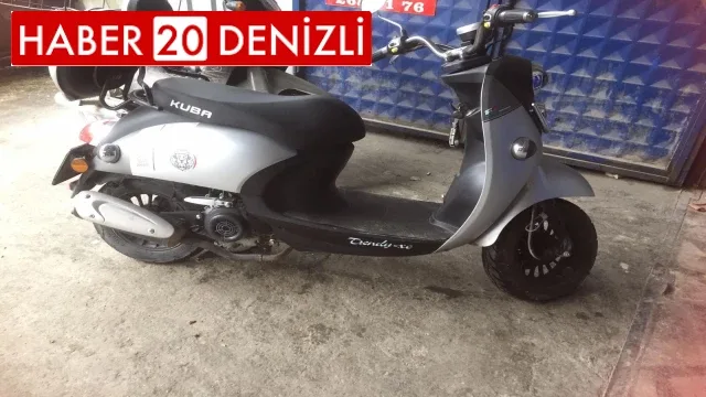 Park ettiği motosikleti evinin önünden çalındı