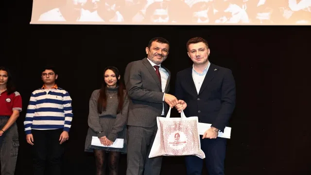 Sınava Hazırlanan Gençlere Kaynak Kitap Desteği Başladı