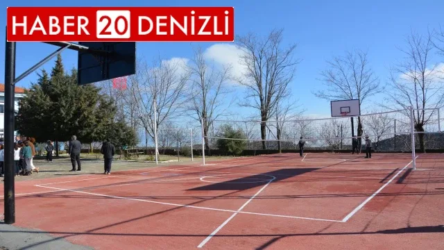 Babadağ Belediyesi, Mollaahmetler Mahallesine spor sahası kazandırdı