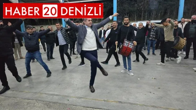 Başkan Adayı Başer, askere gidecek gençle zeybek oynadı