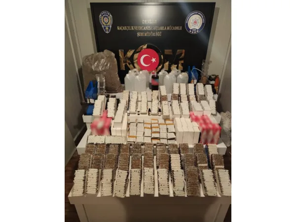 Denizli’de binlerce kaçak tütün ürünü ele geçirildi