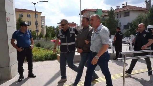 Denizlili baba oğlu öldüren sanı indirim uygulanmadan 2 kez müebbette çarptırıldı