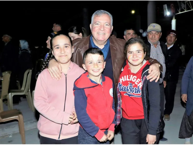 Honaz Belediyesi Kaklık’ta binlerce kişiyi iftar sofrasında buluşturdu