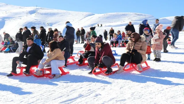 Denizli Kayak Merkezi Yeni Sezonu Yoğun İlgiyle Karşıladı