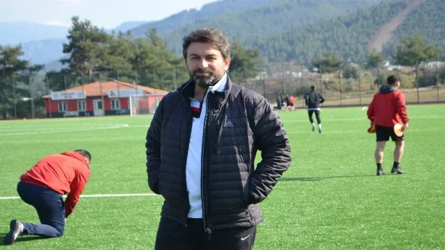 Denizli İdmanyurdu'nda yaprak dökümü