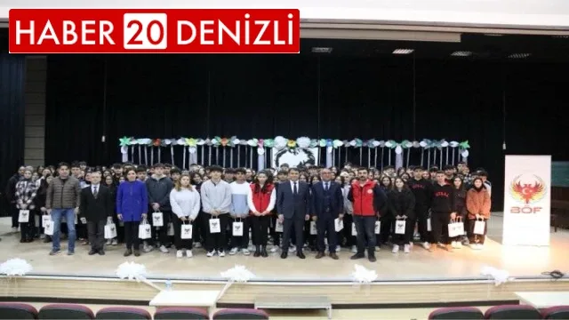 Denizli polisi 1170 liseliye terör örgütlerini anlattı