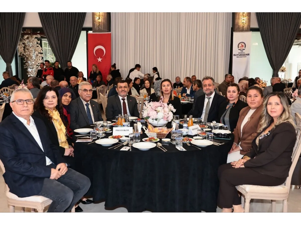 Denizli Büyükşehirden muhtarlarla birlik ve dayanışma buluşması