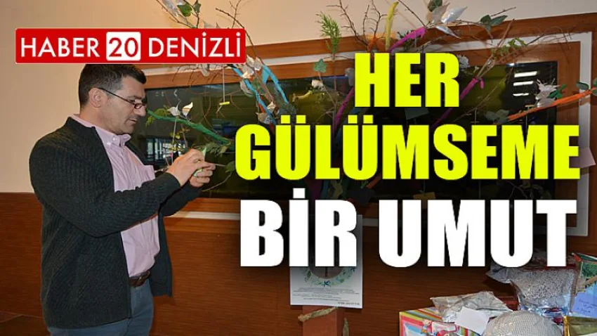 Her Gülümseme Bir Umut