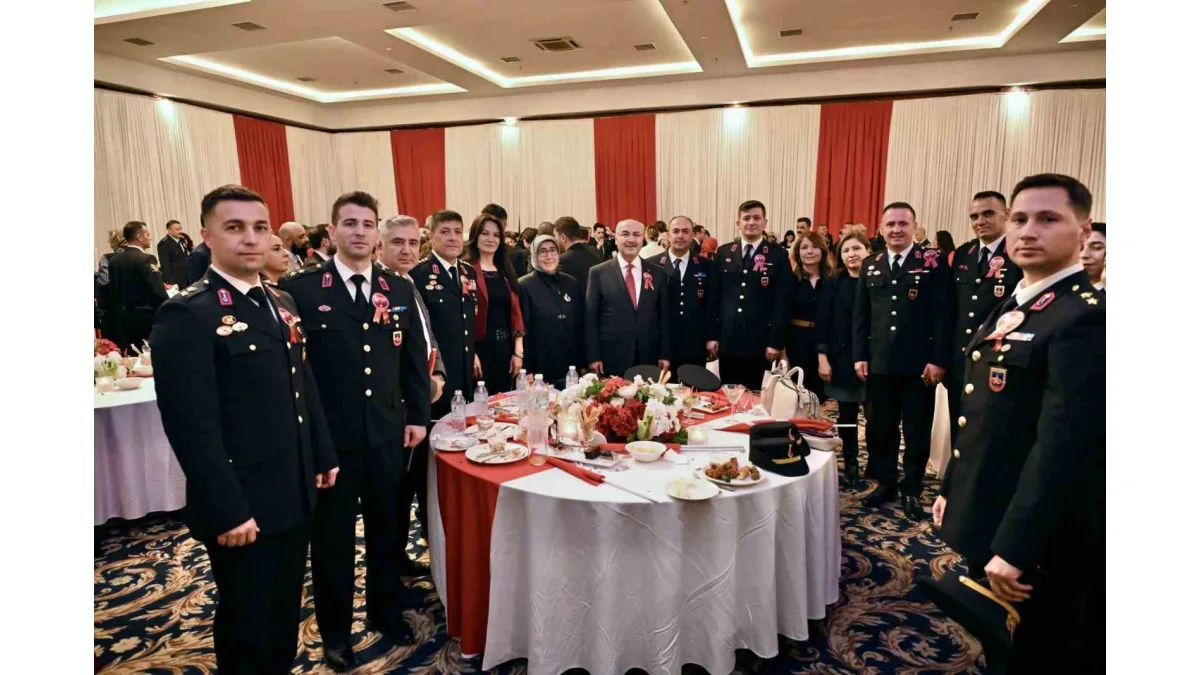Vali Köşger; "İstikbalde daha iddialı bir Türkiye hedefiyle yürüyeceğiz"
