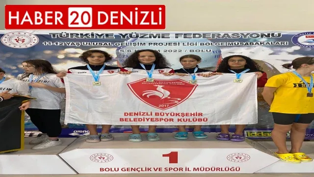 Büyükşehir yüzme takımı başarıya doymuyor