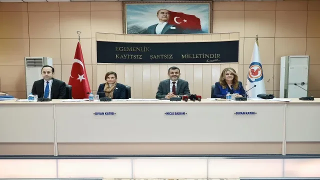Denizli Büyükşehirden Köyüne Dönene 5 Gebe Düve