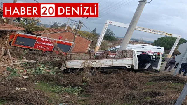 Yağışta kontrolden çıkan kamyonet elektik direğine çarptı: 1 ölü, 1 yaralı