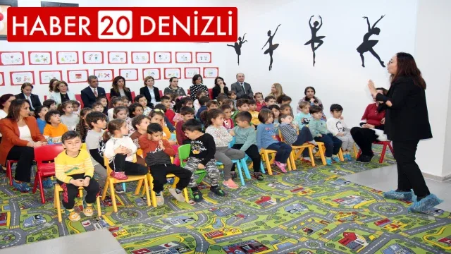 Öğrenciler bilinçli ilaç kullanımını öğreniyor