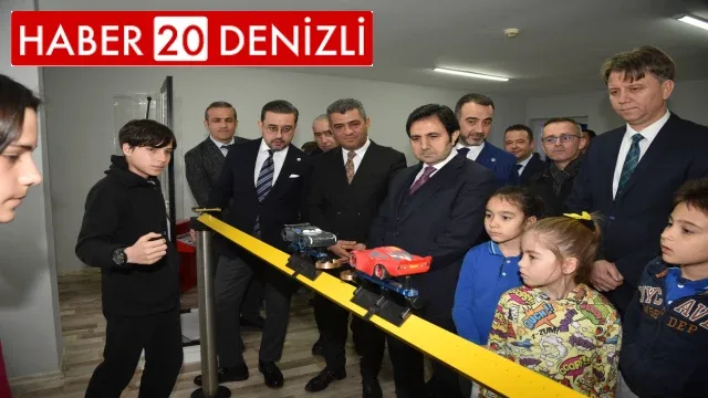 Ülker Yörükoğlu Bilim ve Sanat Merkezi Bilim Koridoru ve Karma Gerçeklik Laboratuvarı Açılışı Yapıldı
