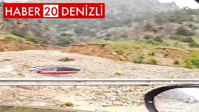 Selin getirdiği çamur aracı yuttu