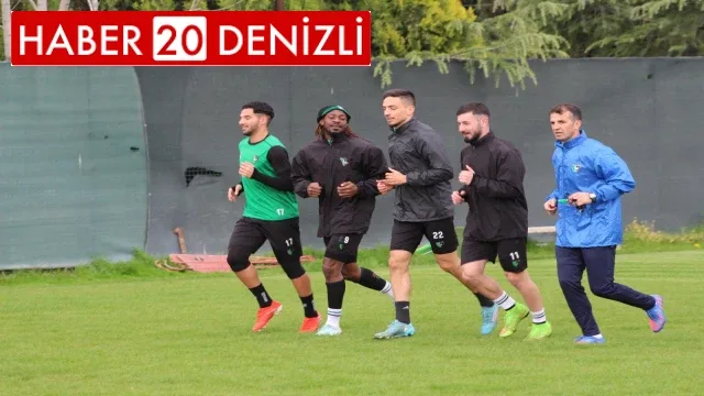 Denizlispor’da yeni teknik heyet takımın başına geçti