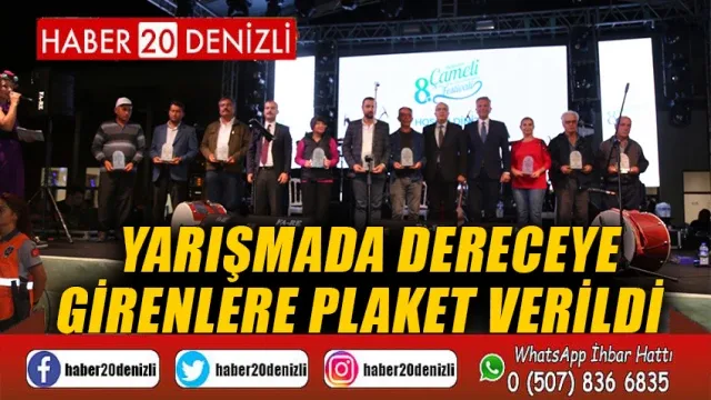 Yarışmada Dereceye Girenlere Plaket Verildi