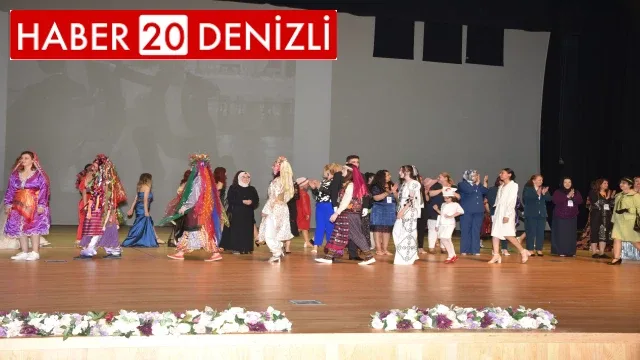 Halk eğitim kursiyerleri ‘Dünden Bugüne Zarafet’i defileyle anlattı