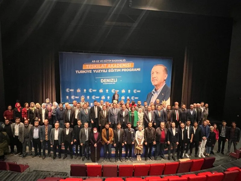 Denizli’de Teşkilat Akademisi Türkiye Yüzyılı Eğitim Programı Düzenlendi