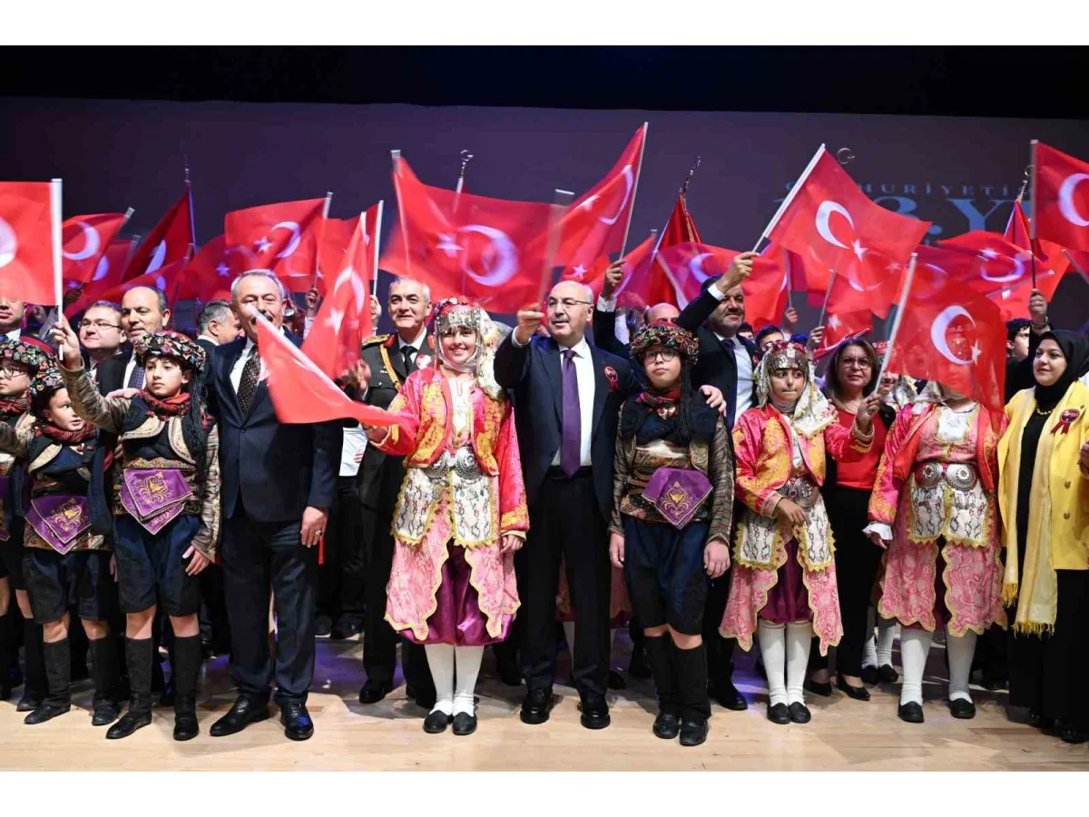 Denizli’de Cumhuriyetin 103. yıldönümü büyük coşkuyla kutlandı