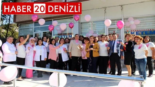 Meme kanserine dikkat çekmek için pembe balonlar havaya bırakıldı