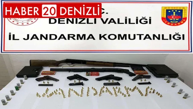 Denizli’de bir eve düzenlenen operasyonda silah ve mühimmat ele geçirildi