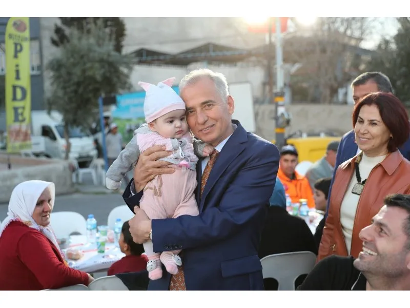 Büyükşehir üç ayrı koldan iftar geleneğini yaşatıyor