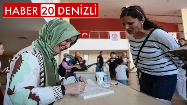 Yazar yağmuru devam ediyor