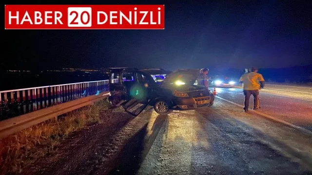 Otomobil dönmeye çalışan ticariye çarptı; 3 yaralı
