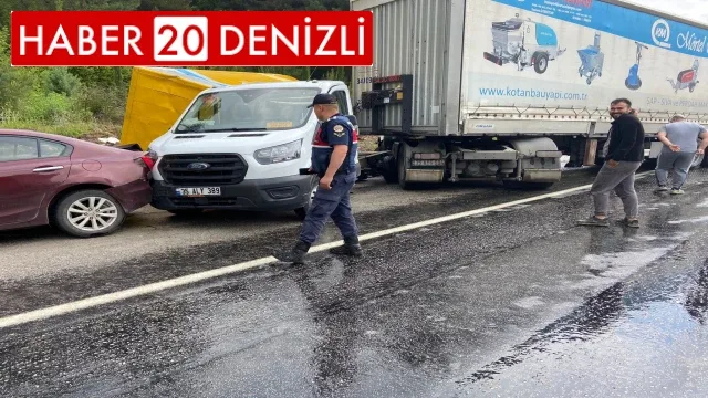 4 kişinin öldüğü rampada zincirleme trafik kazası