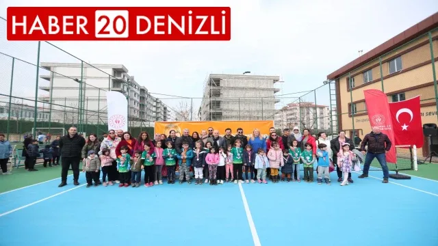 'Merkezefendi Sömestr Cup'ta Şampiyonlar Kupalarını Aldı