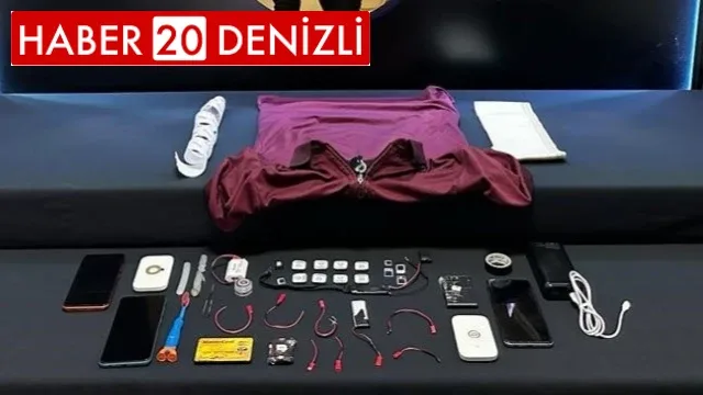 Ehliyet sınavında kopya çekerken yakalandılar