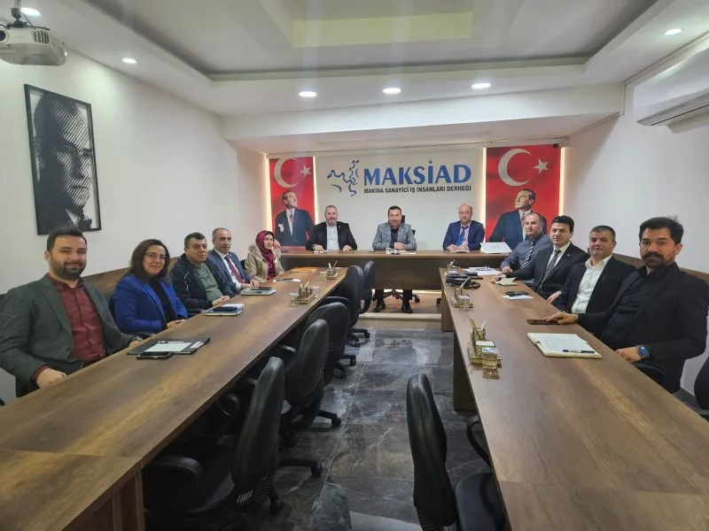 Denizli Milli Eğitim Temsilcileri ile MAKSİAD Başkanı Mehmet Sarı Mesleki Eğitim Toplantısı gerçekleştirdi.