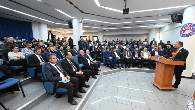 Emlakçılar Denizli Ticaret Odasında Buluştular