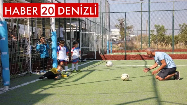 Çamlık kaleci ordusu kurdu