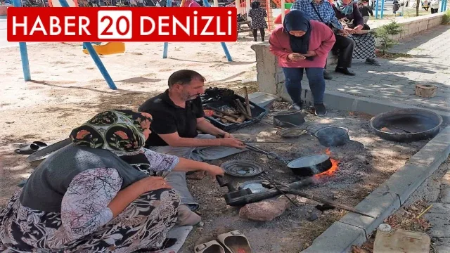6 kuşaktır şehir şehir gezerek mesleklerini yaşatıyorlar
