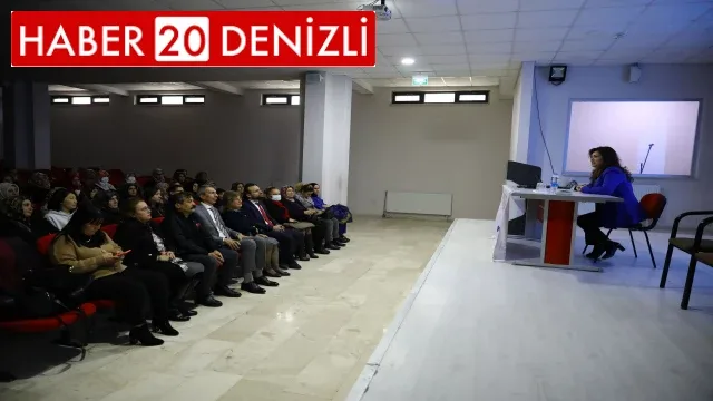 Kadınlara sağlıklı beslenme ve doğru ilaç kullanımı anlatıldı