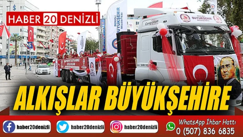 Cumhuriyet Bayramı TIR'ıyla bayram coşkusu tüm kenti sardı
