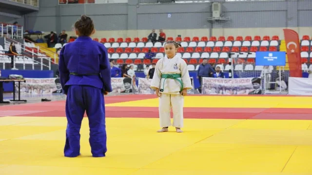 Judo Şampiyonası heyecanı Denizli'de yaşandı