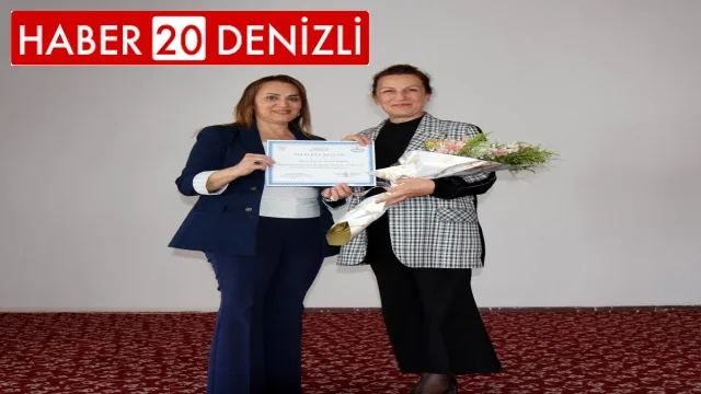 Denizli’de Hemşirelerimiz Geleceğimiz paneli düzenlendi