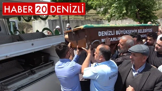 Çamurda kaybolan araçtan cansız bedeni çıkan yaşlı adam toprağa verildi