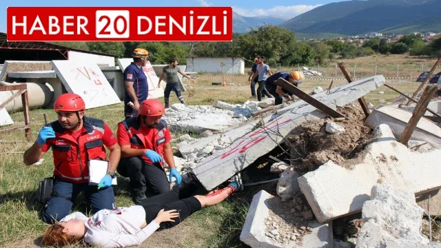 Denizli’de deprem tatbikatı gerçeği aratmadı