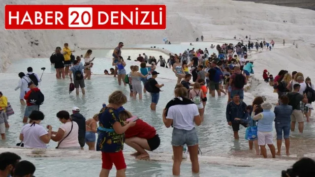 Pamukkale’de 2 milyon hedefine günler kaldı