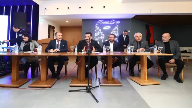 Başkan Ertemur Karahayıt Esnafıyla Buluştu