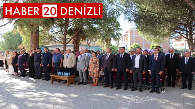 Sarayköy’de yeni eğitim öğretim yılı renkli görüntülerle açıldı