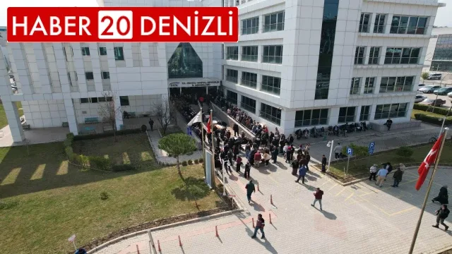 Beklemeye değen kuyruk